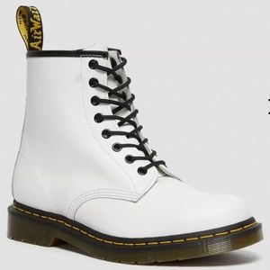 White docs size 9 women’s